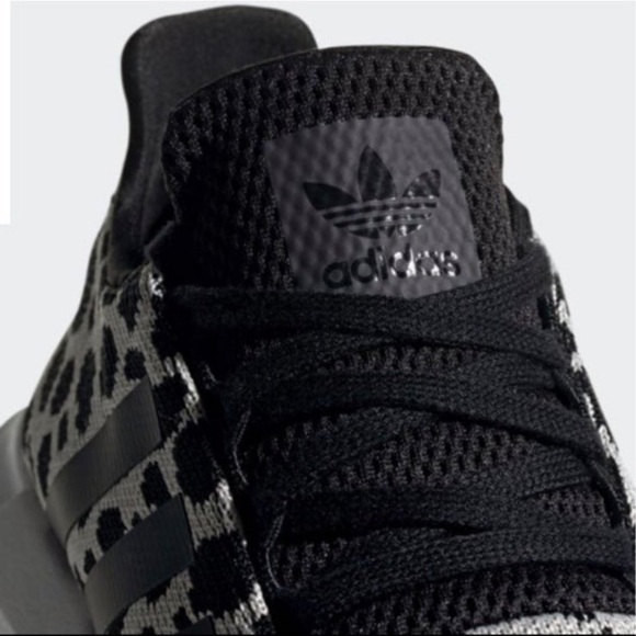 (NWT) Adidas Swift Run Women’s Leopard-Print Shoe in Raw White / Core Black - Picture 7 of 17